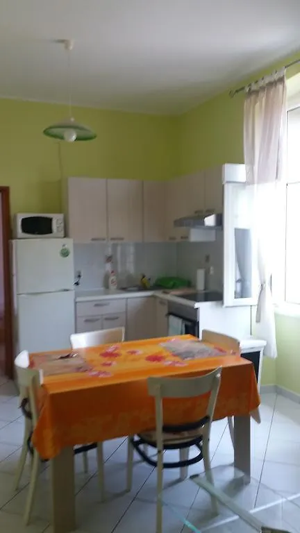 Apartment Viribus Pula 0*,  Croatia